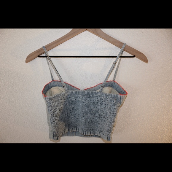 American Eagle light jean crop top - Picture 2 of 4